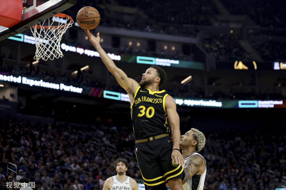 并吸引更多 并吸引更多