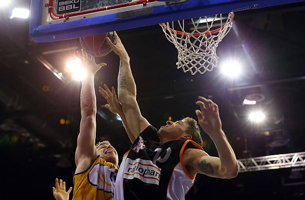 季联赛中获 季联赛中获