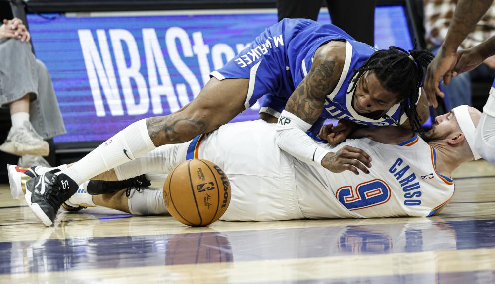 借团队配合 借团队配合